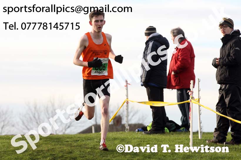 Mens under-20s North Eastern Cross Country, Redcar. Photo:  David T. Hewitson/Sports for All Pics